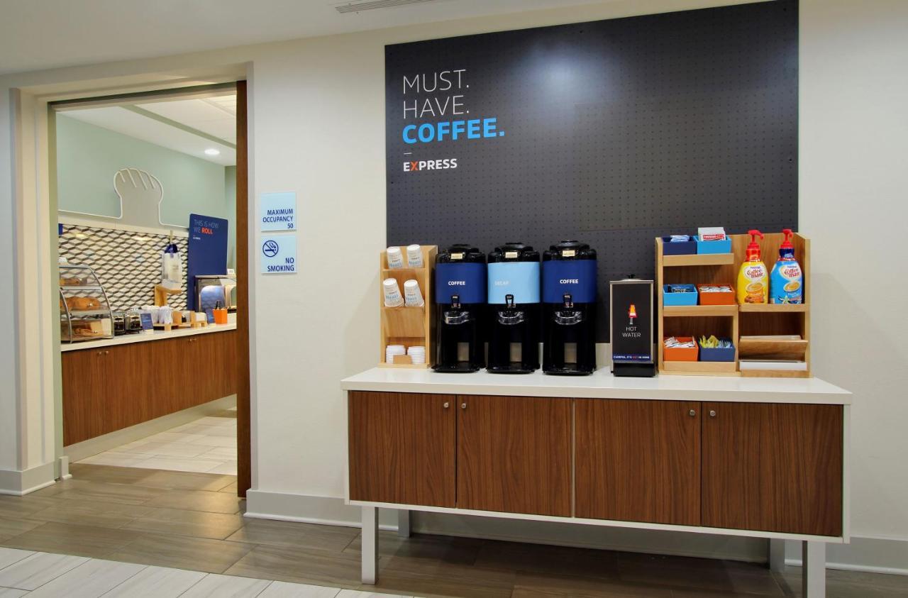 Holiday Inn Express Pittston - Scranton Airport By Ihg 外观 照片