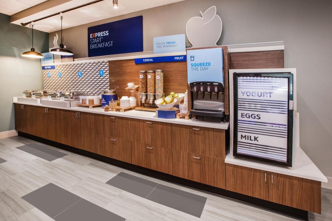 Holiday Inn Express Pittston - Scranton Airport By Ihg 外观 照片